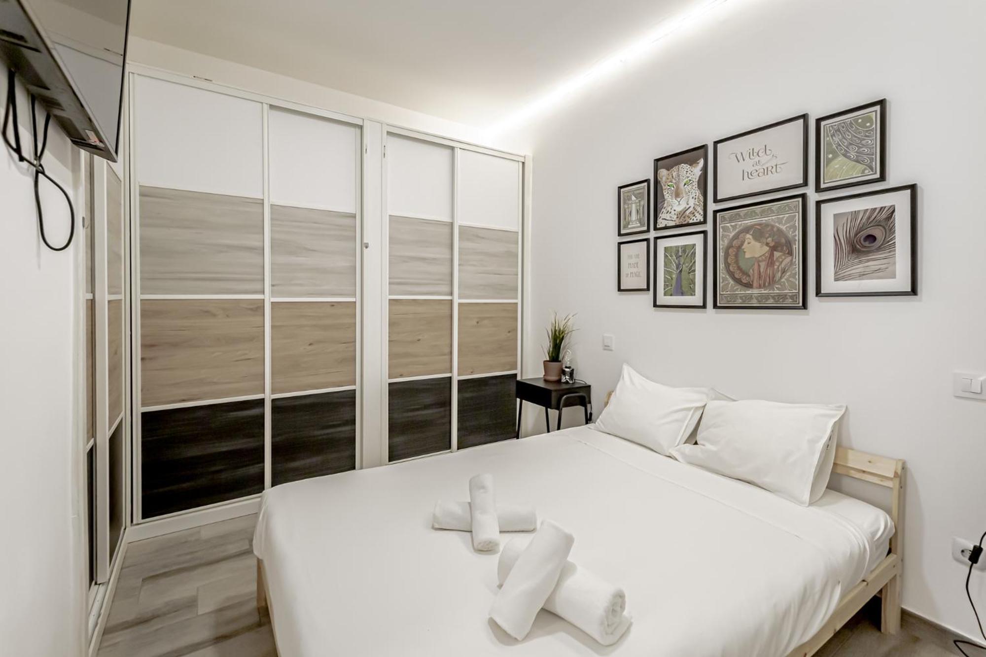 Apartamentos Tetuan Madrid Buitenkant foto